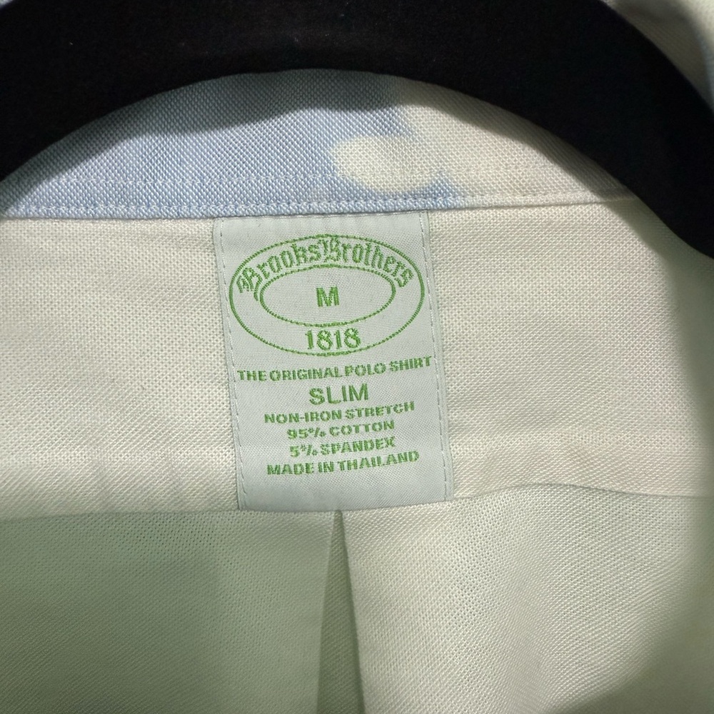 Brooks Brothers

Size M

Color : White - Picture 4 of 5